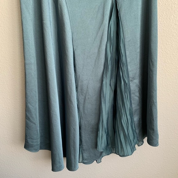 Vince Satin Midi Skirt 4 Pleated Mixed Media Asymmetrical - Picture 10 of 16